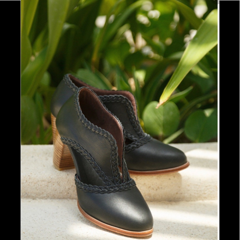 Elf  leather  Spirit Walker Booties - Emerald